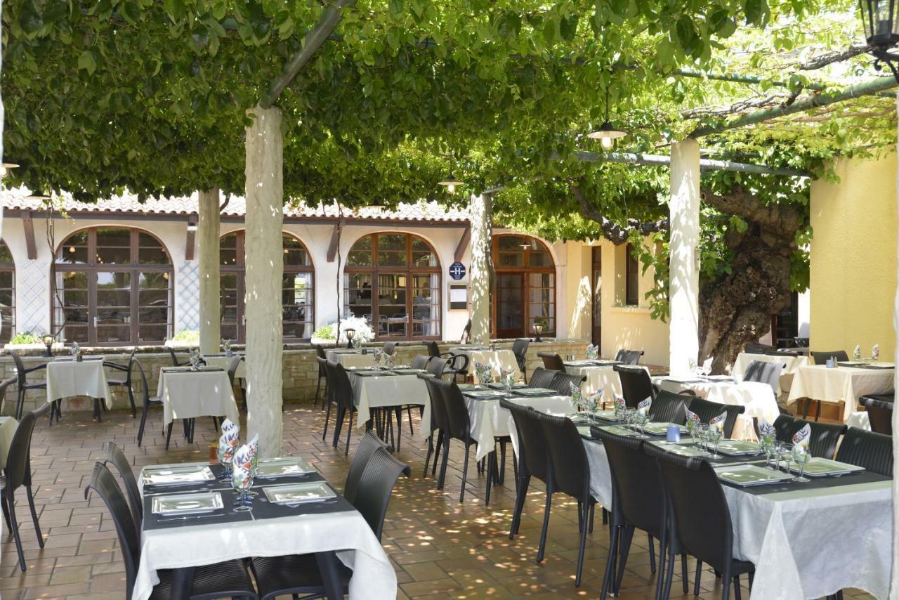 Hotel Restaurant Les Stalagmites 2*